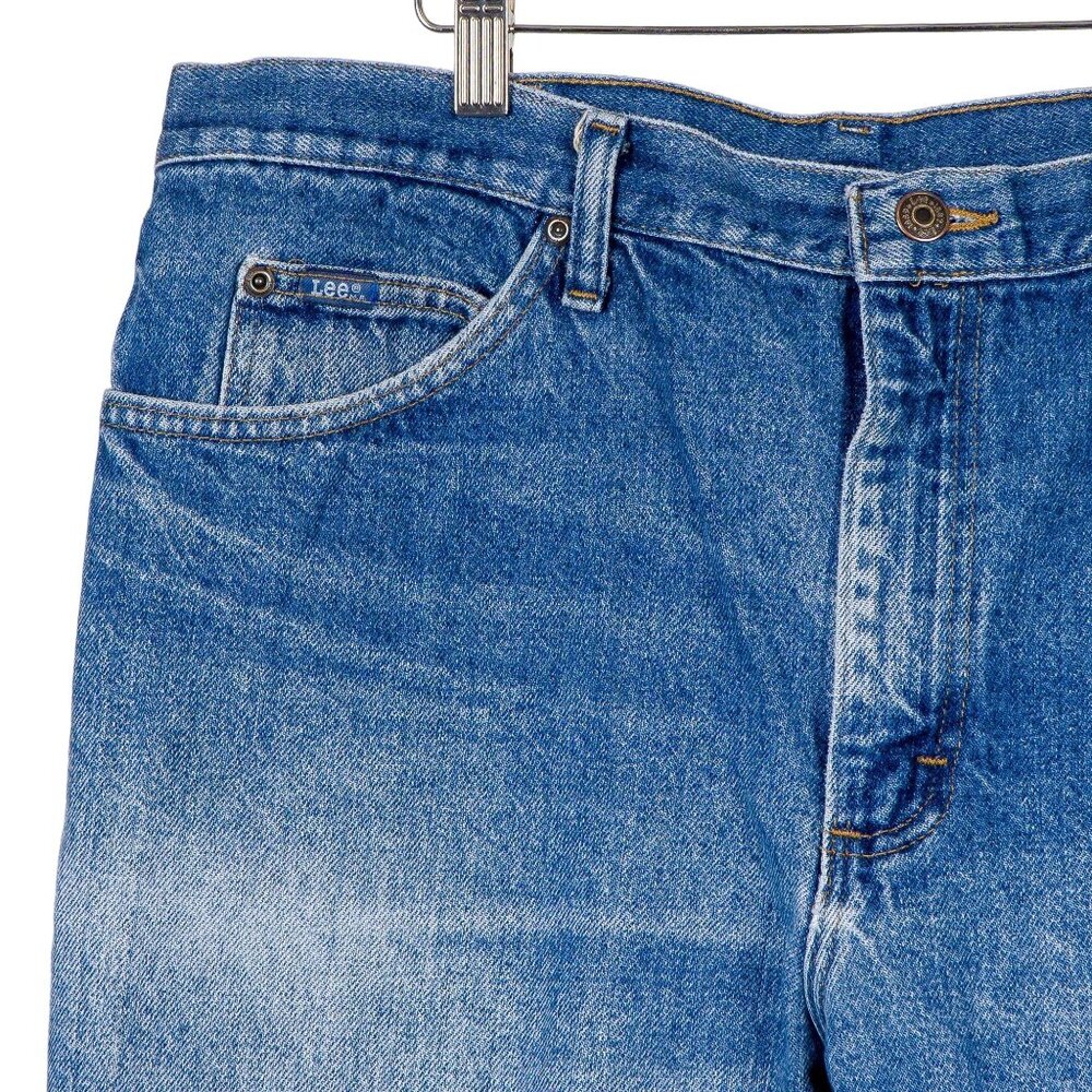 Lee Jeans Mens 38x30 Straight Fit Medium Wash Blue Denim Whiskers 100% Cotton - Picture 2 of 7